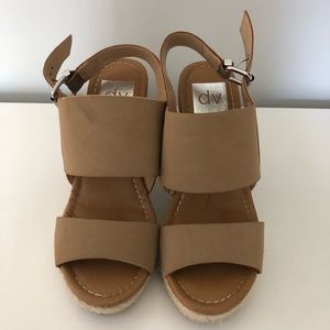 Dolce vita wedges